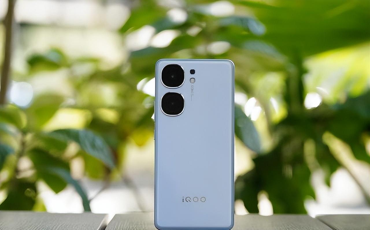 iQOO Neo9 Pro参数配置详情及发布时间价格(核心配置怎么样值得入手吗)