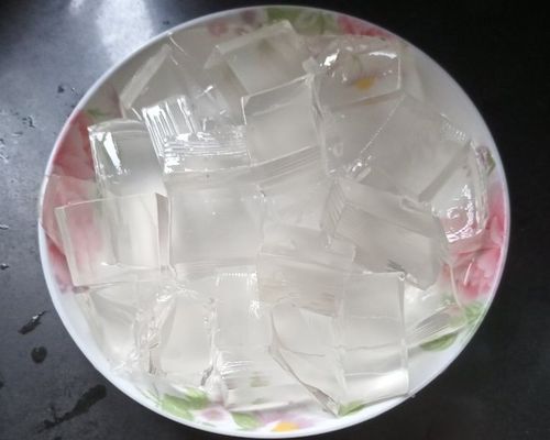 白凉粉是什么做的？白凉粉的独特制作方法揭秘