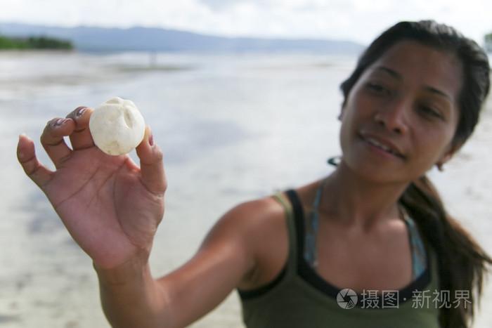 贝壳是指女生哪个部位（女性身体中的贝壳在哪？）