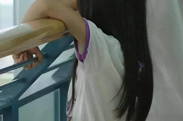 女孩12岁了胸还没发育怎么办