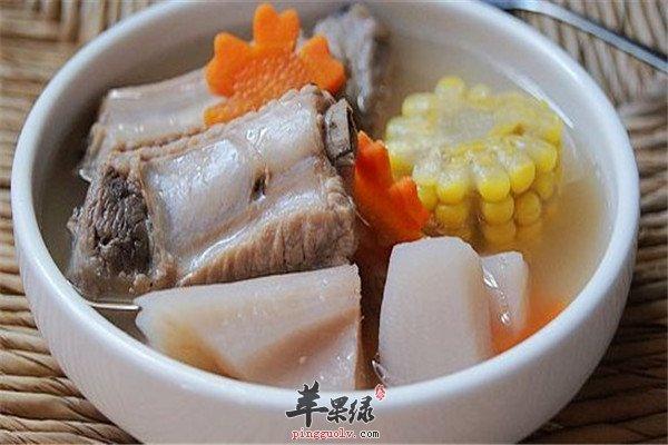 减肥期间喝排骨汤会胖吗（减肥期间饮排骨汤是否增重）